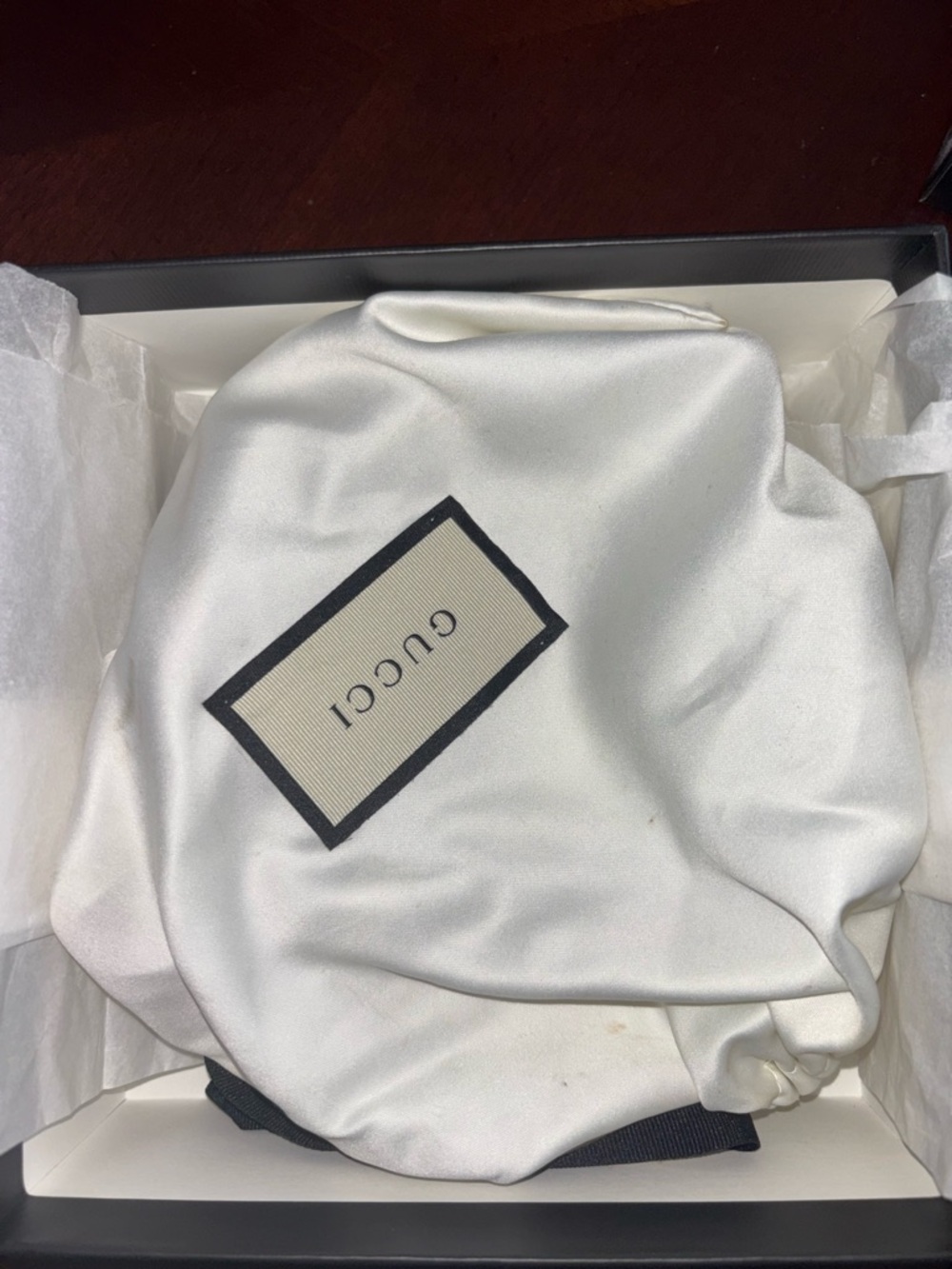 Gucci White Leather Belt with Gold Double G Buckle - Picture 6 of 7